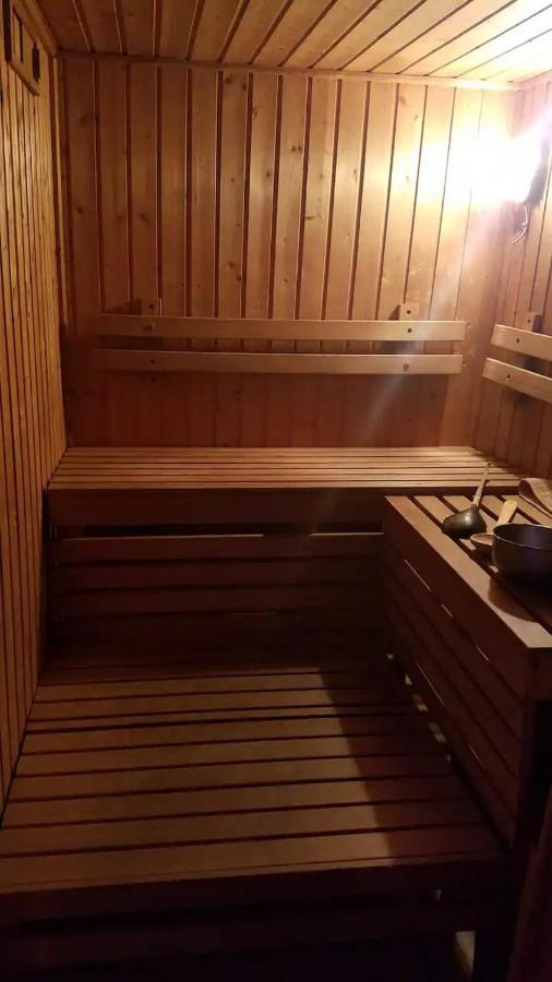 Normandy Cottage Gagny Экстерьер фото